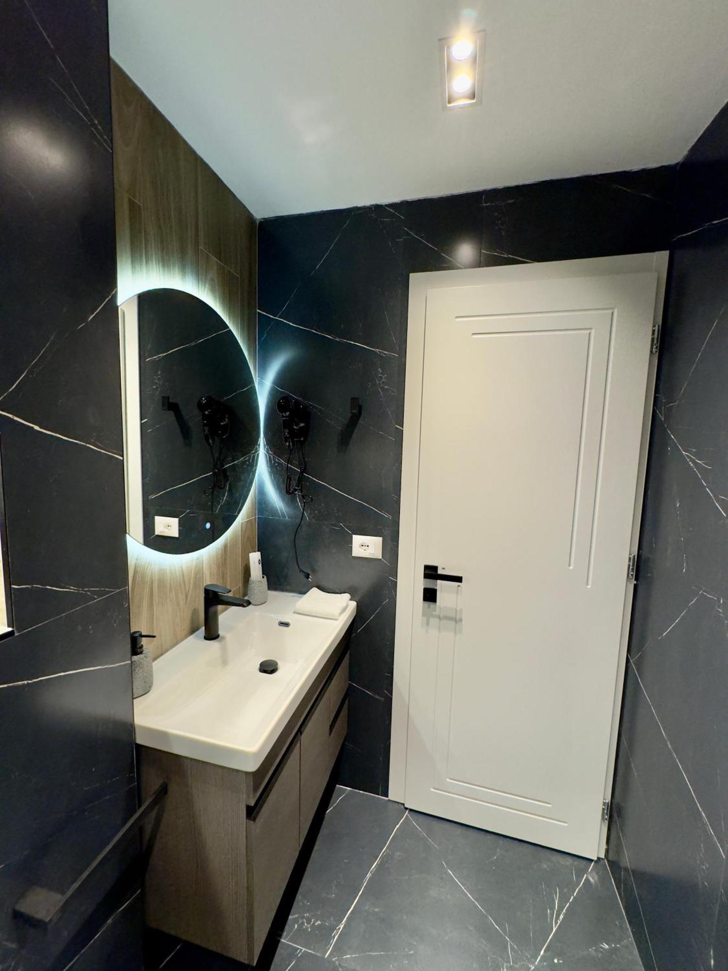 Soinn'S Apartament Tiran Dış mekan fotoğraf